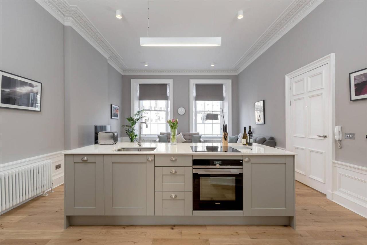Joivy Spacious And Bright 1Bed Apt, Short Walk From Princes Street EDI Eksteriør billede